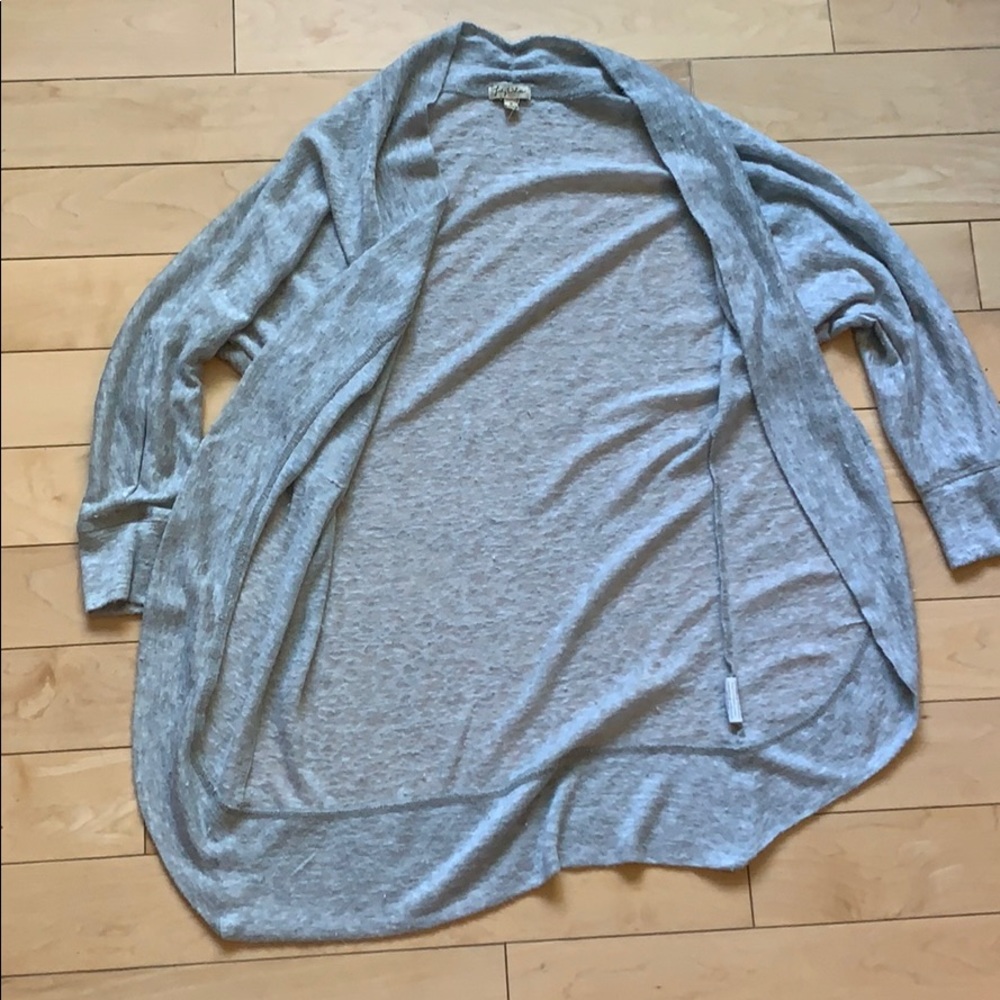 Sweater - Picture 2 of 2